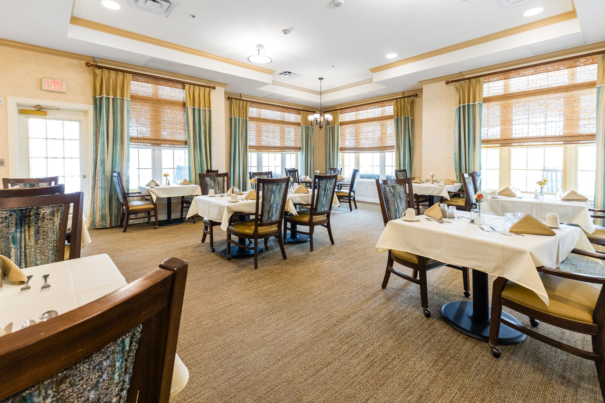 Sunrise of Fountain Square | Dining