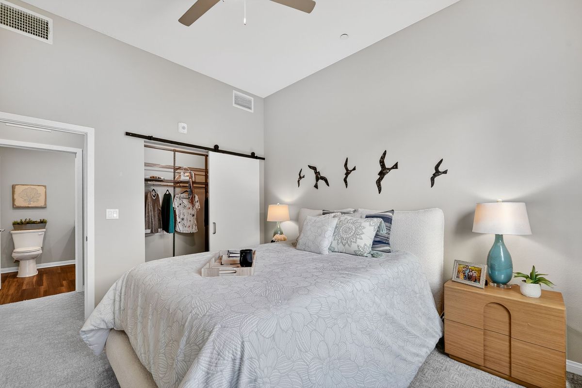 Suite Bedroom | Varenita of Westlake