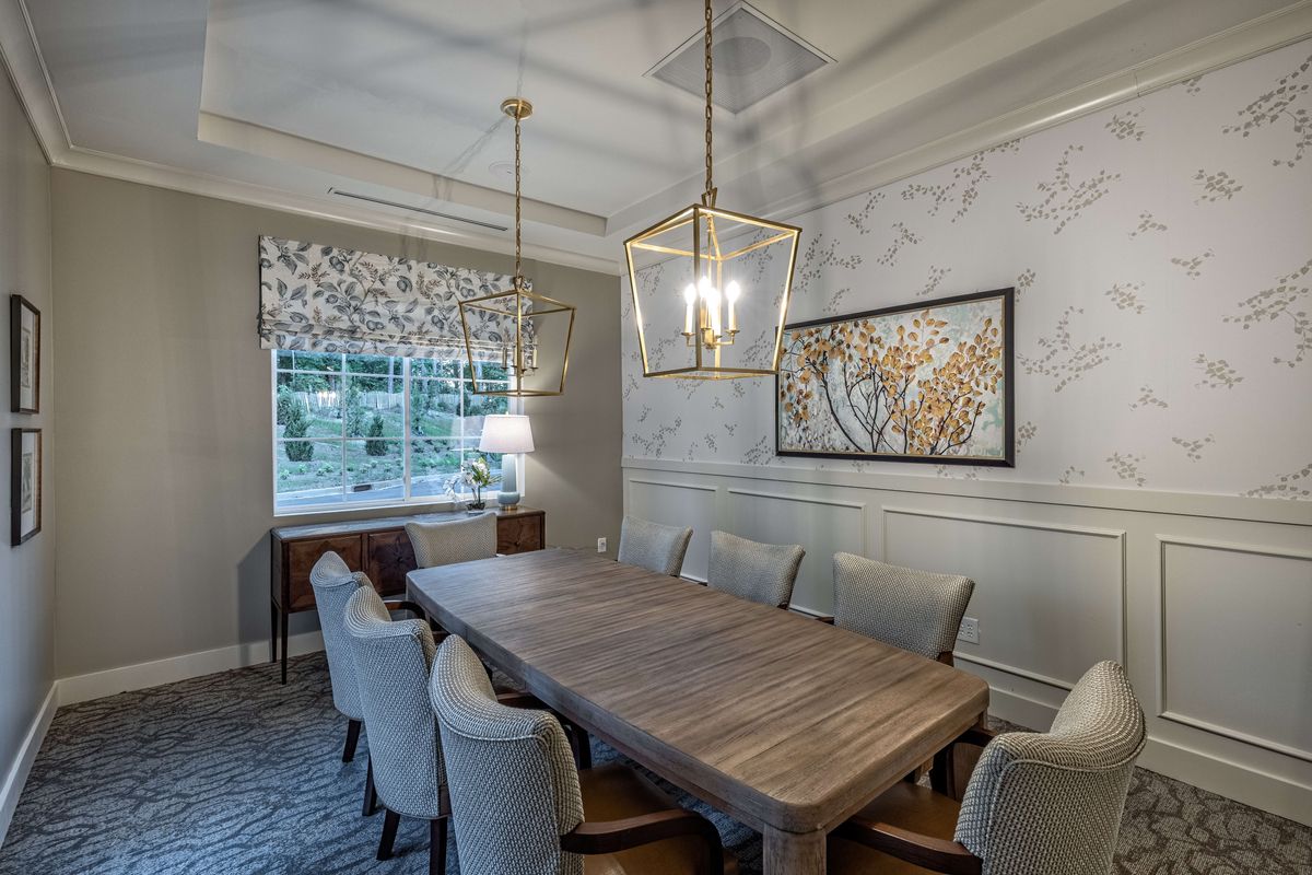 Varenita of West Cobb | Private Dining Image