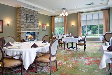 Sunrise of Thornhill | Dining Room