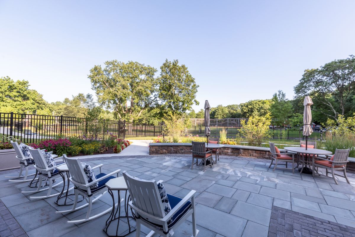 Sunrise of Fairfield | Patio