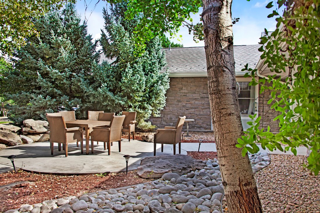 Sunrise of Westminster | Patio