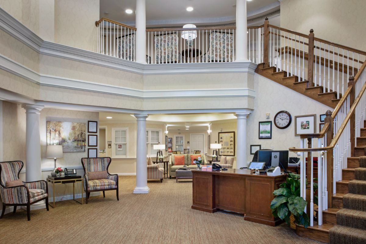 Sunrise of Willowbrook | Lobby