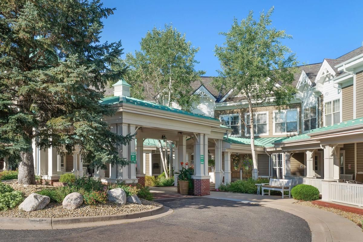 Assisted Senior Living in Littleton, CO Sunrise at Orchard