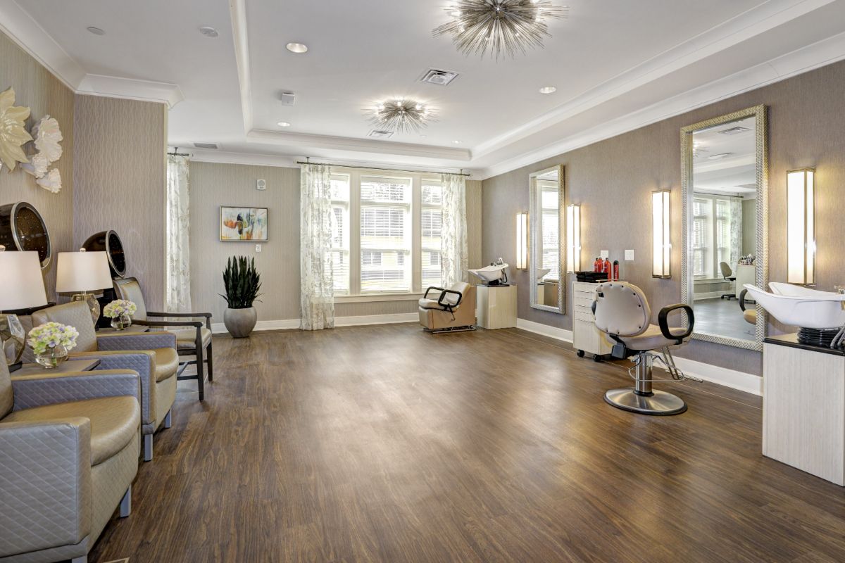 Salon | Sunrise of Mountain Lakes