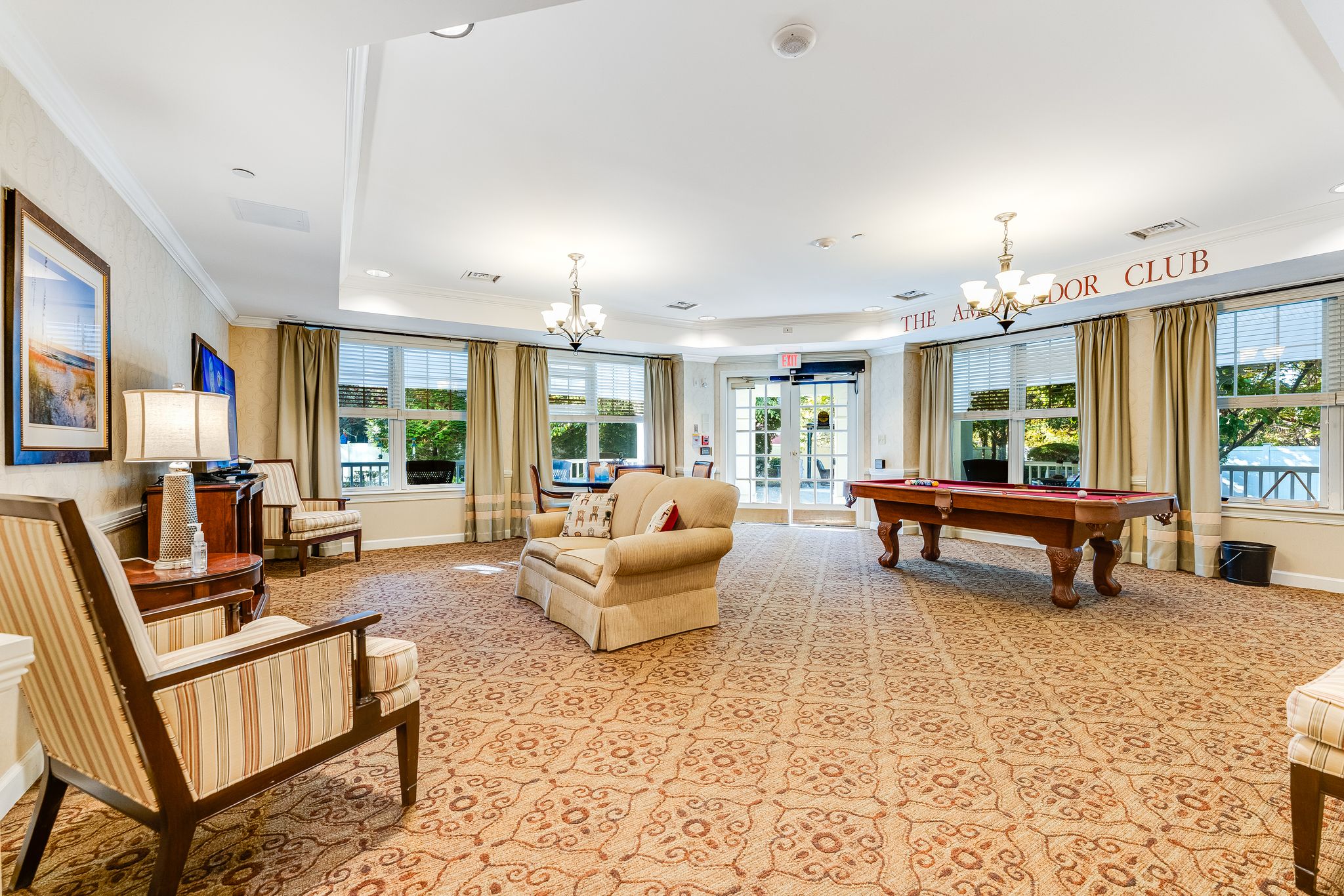 Sunrise of Lynnfield | Living Room