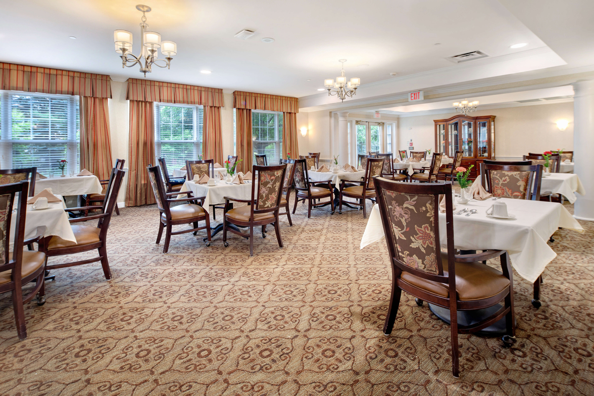 Dining Room | Sunrise of Aurora