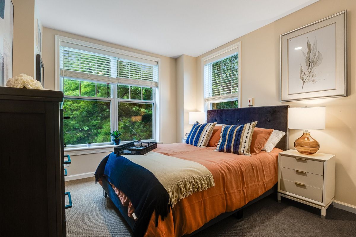 Suite Bedroom, Sunrise of Old Tappan