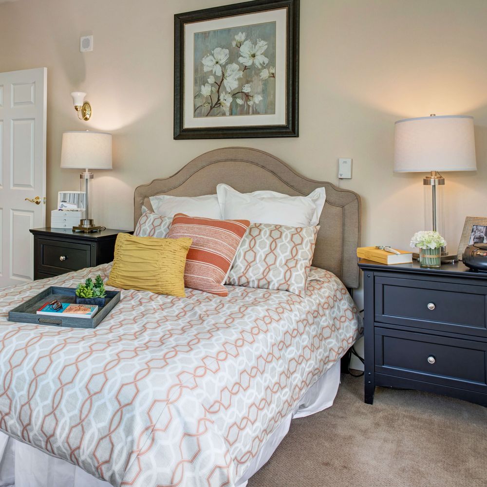 Sunrise of Johns Creek | Model Bedroom