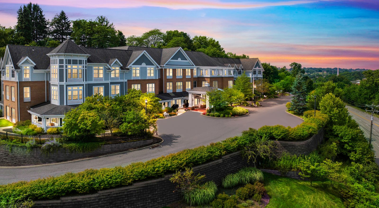 Personal Care in Upper St. Clair Sunrise Senior Living