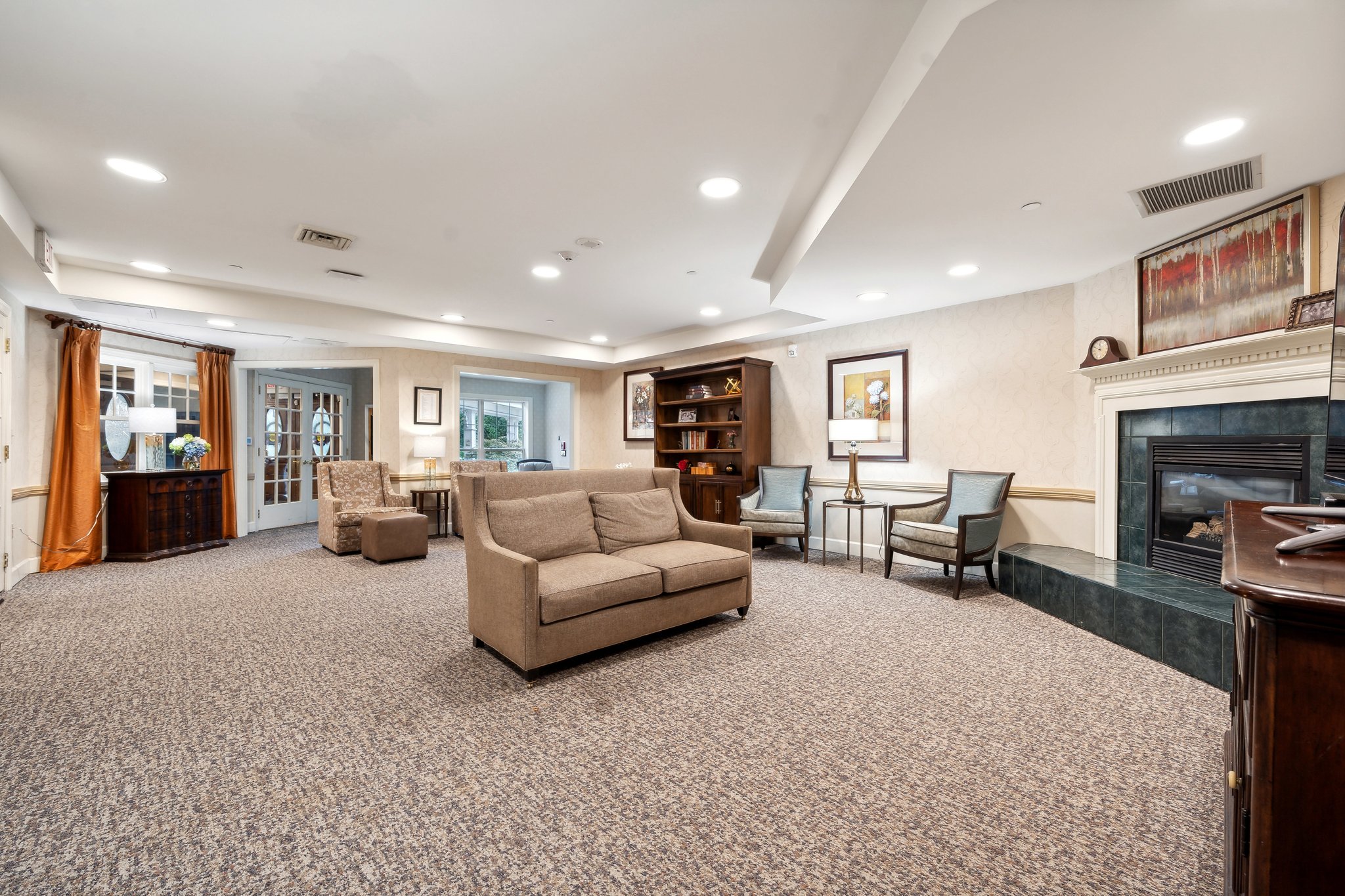 Sunrise of Providence | Living Room