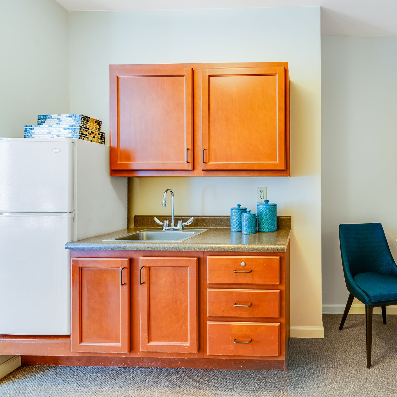 Sunrise of Louisville | Kitchenette