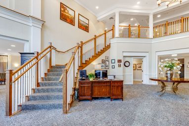 Sunrise of Lincoln Park | Lobby