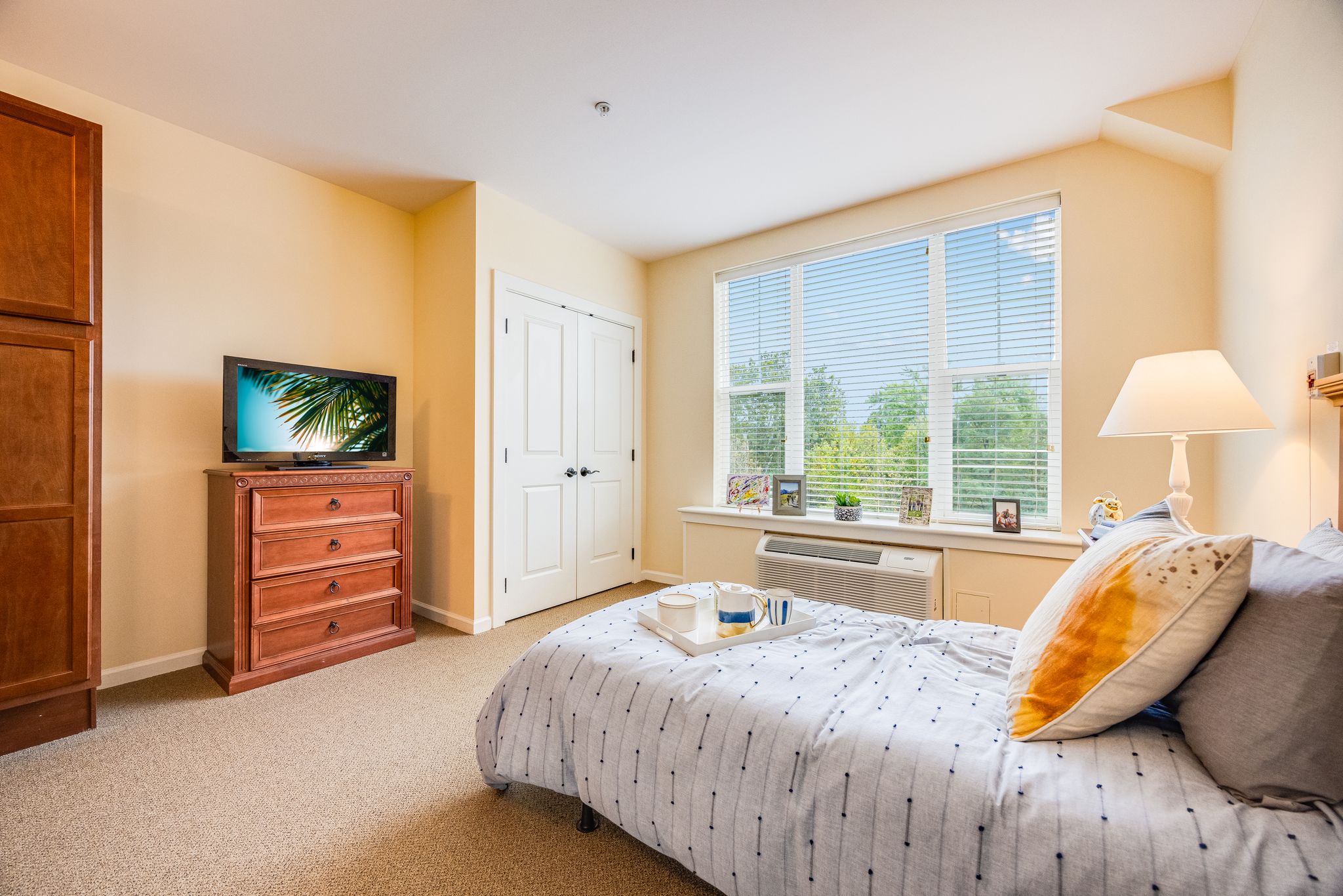 Suite Bedroom | Sunrise of North Wales