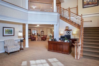 Lobby | Sunrise of Crestwood