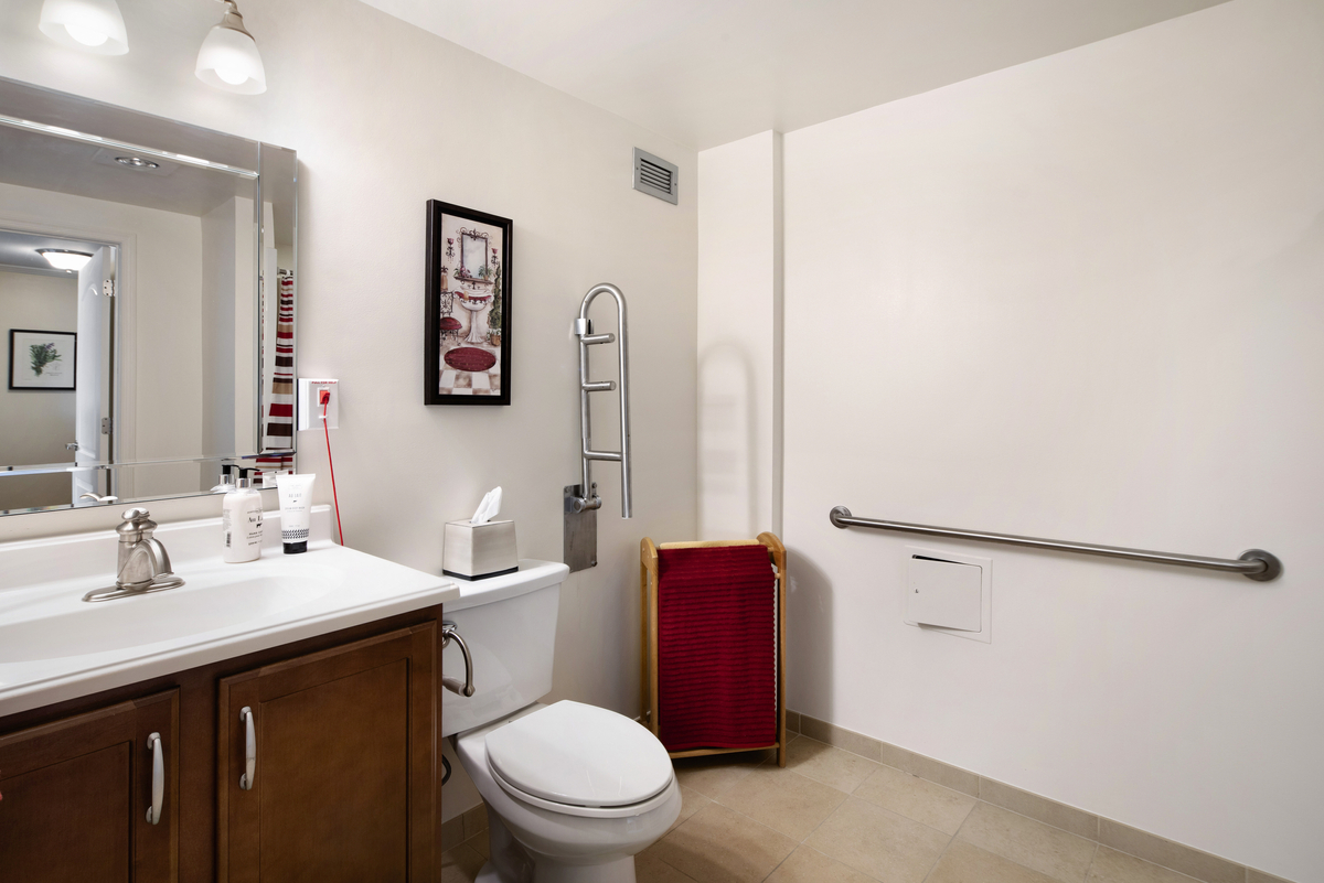 Sunrise of Montgomery Village | Bathroom