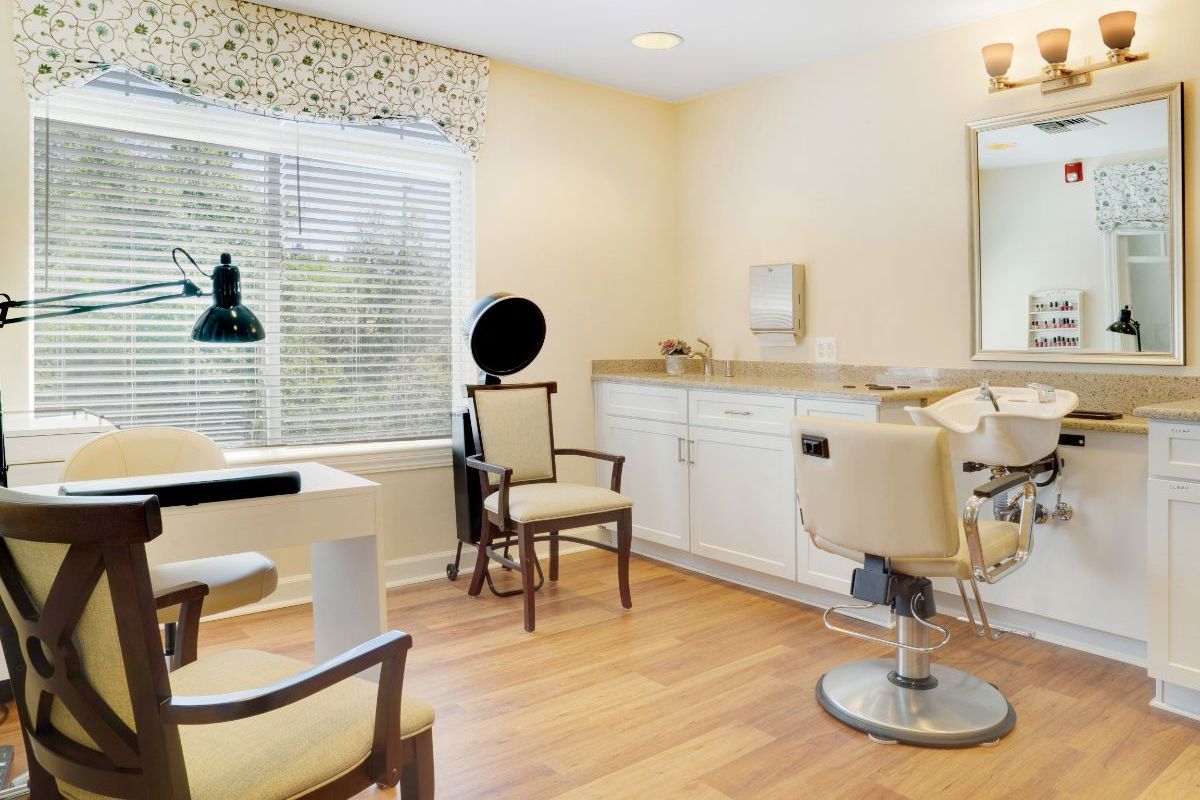 Salon, Sunrise of Fair Oaks