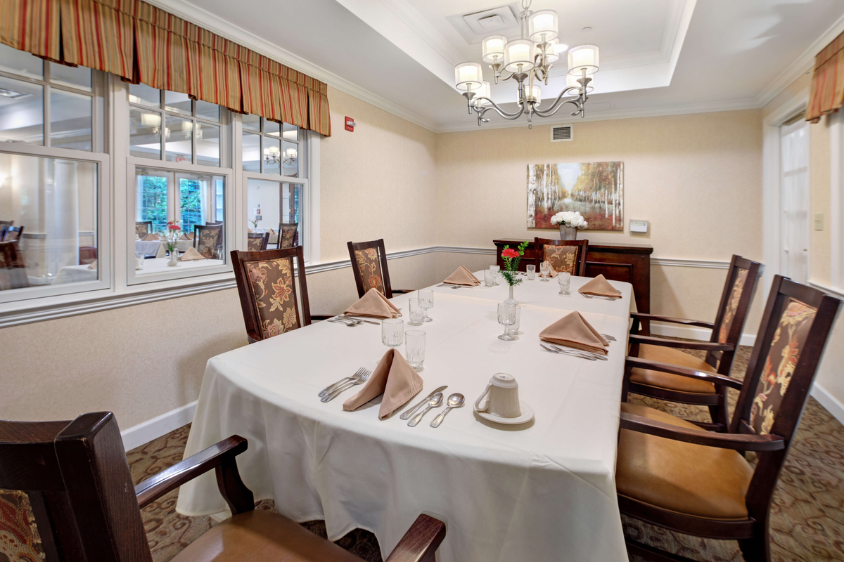 Private Dining Room | Sunrise of Aurora