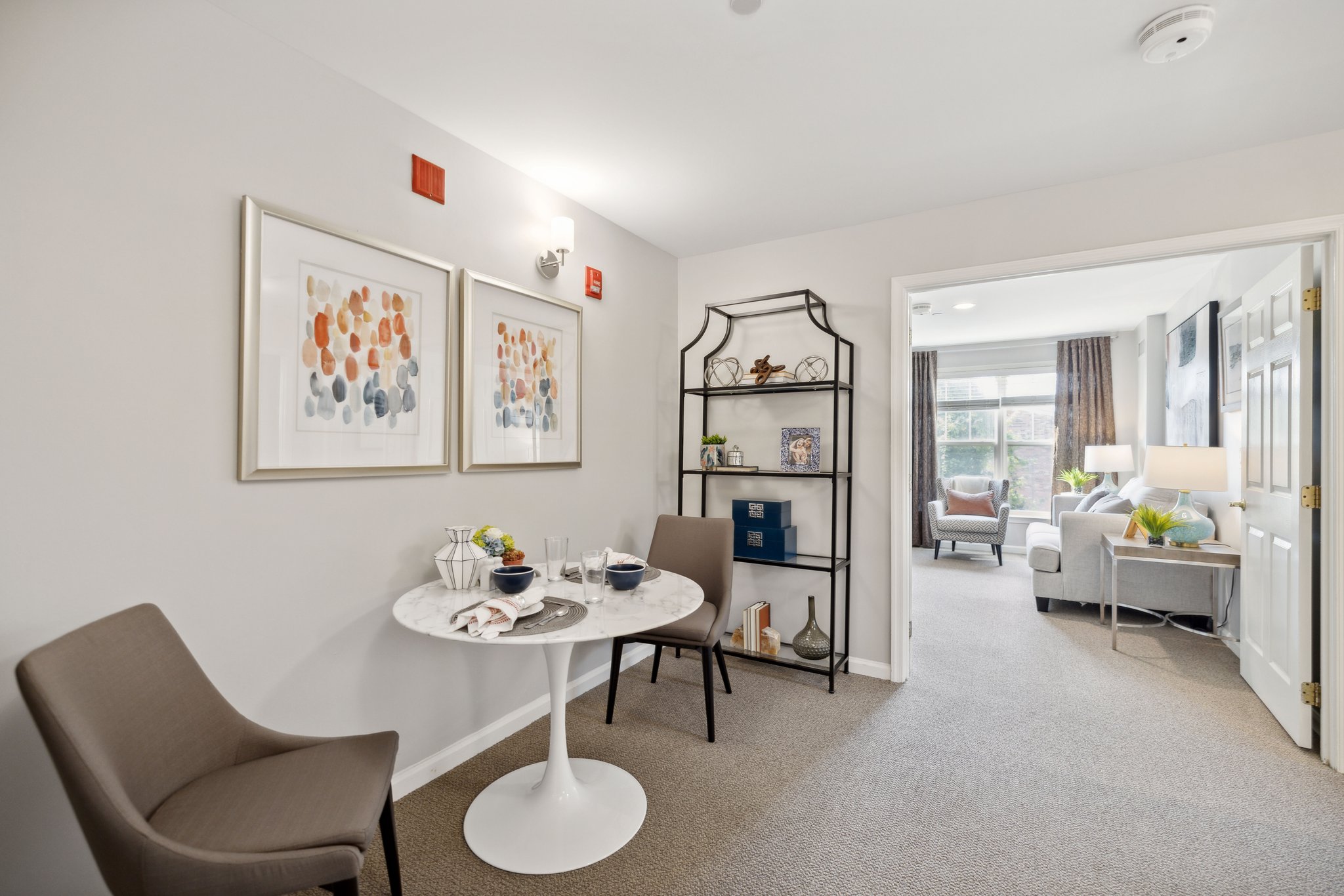 Suite Dining Area | Sunrise of Alexandria