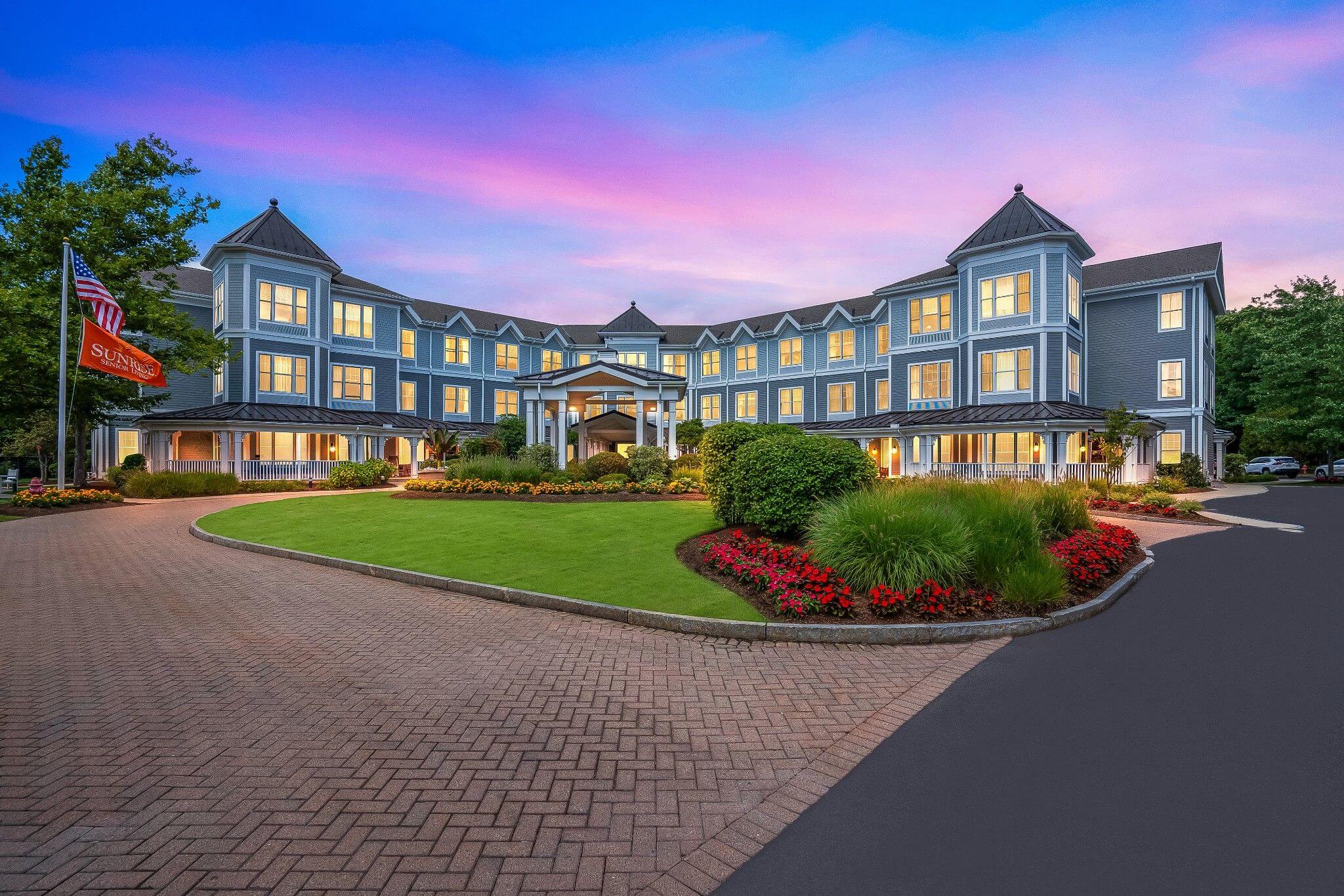 Sunrise of Burlington | Exterior