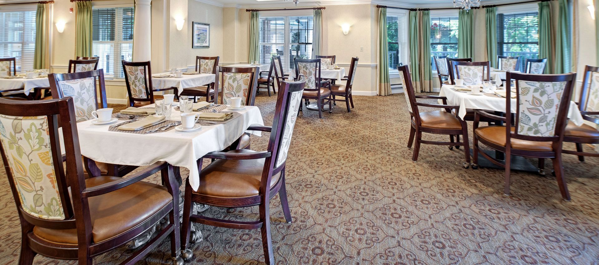 Dining Room at Sunrise of Oakville