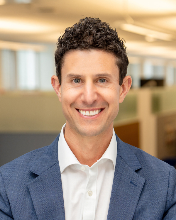 Eliot Hamlisch | Chief Commercial Officer 