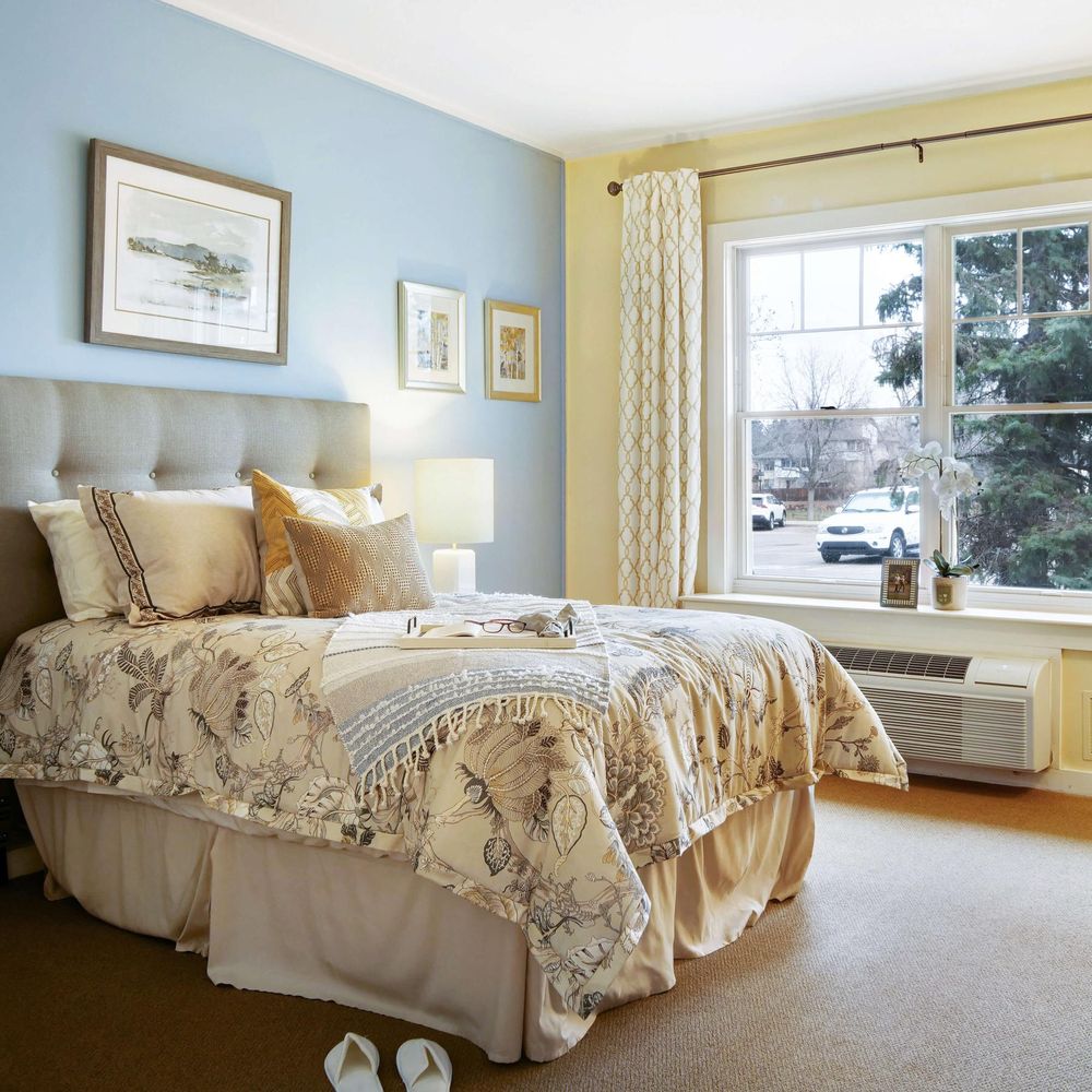 Sunrise of Westminster I model bedroom