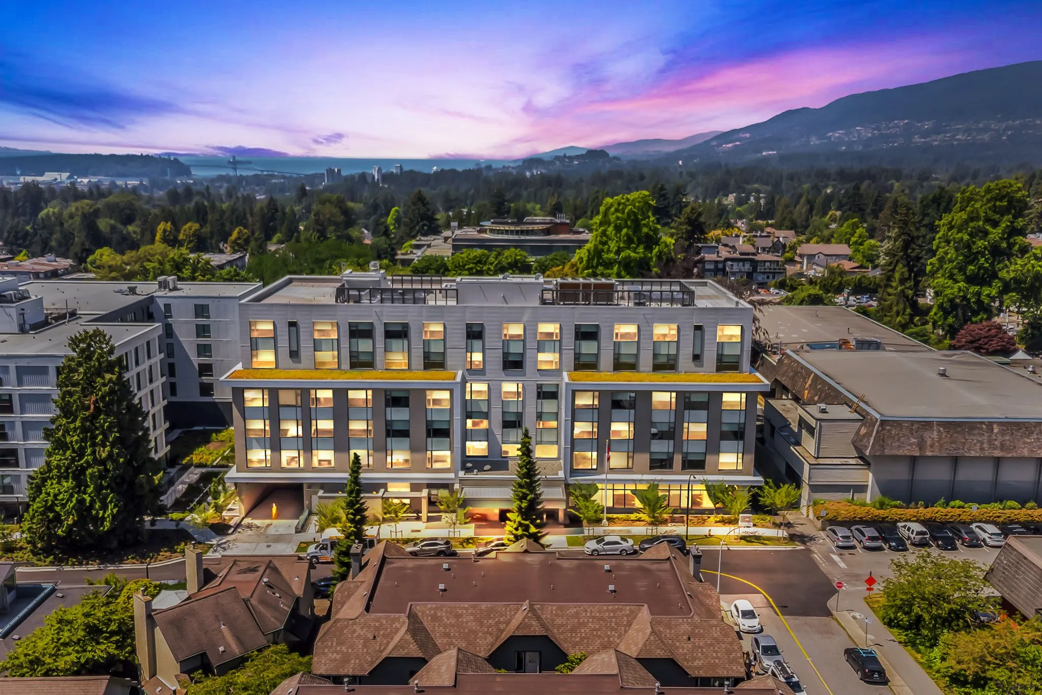 Sunrise at Lonsdale Square | Exterior View