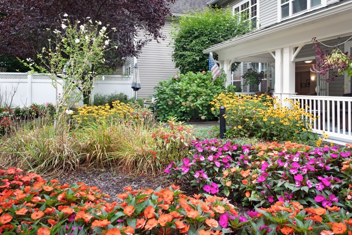 Sunrise of Plainview Garden