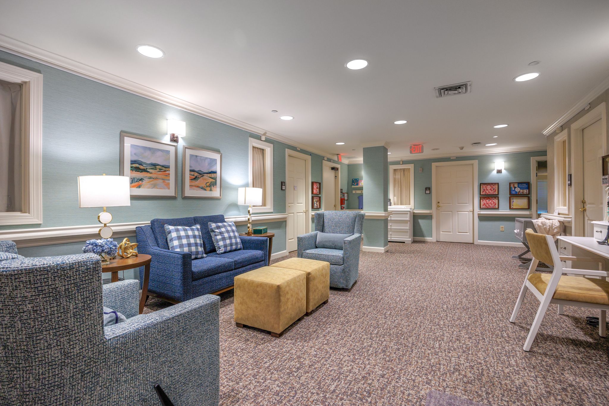 Sitting Area | Sunrise at Fleetwood 