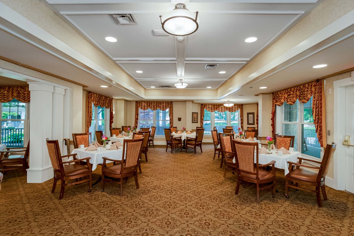 Sunrise of Lenexa Dining Room