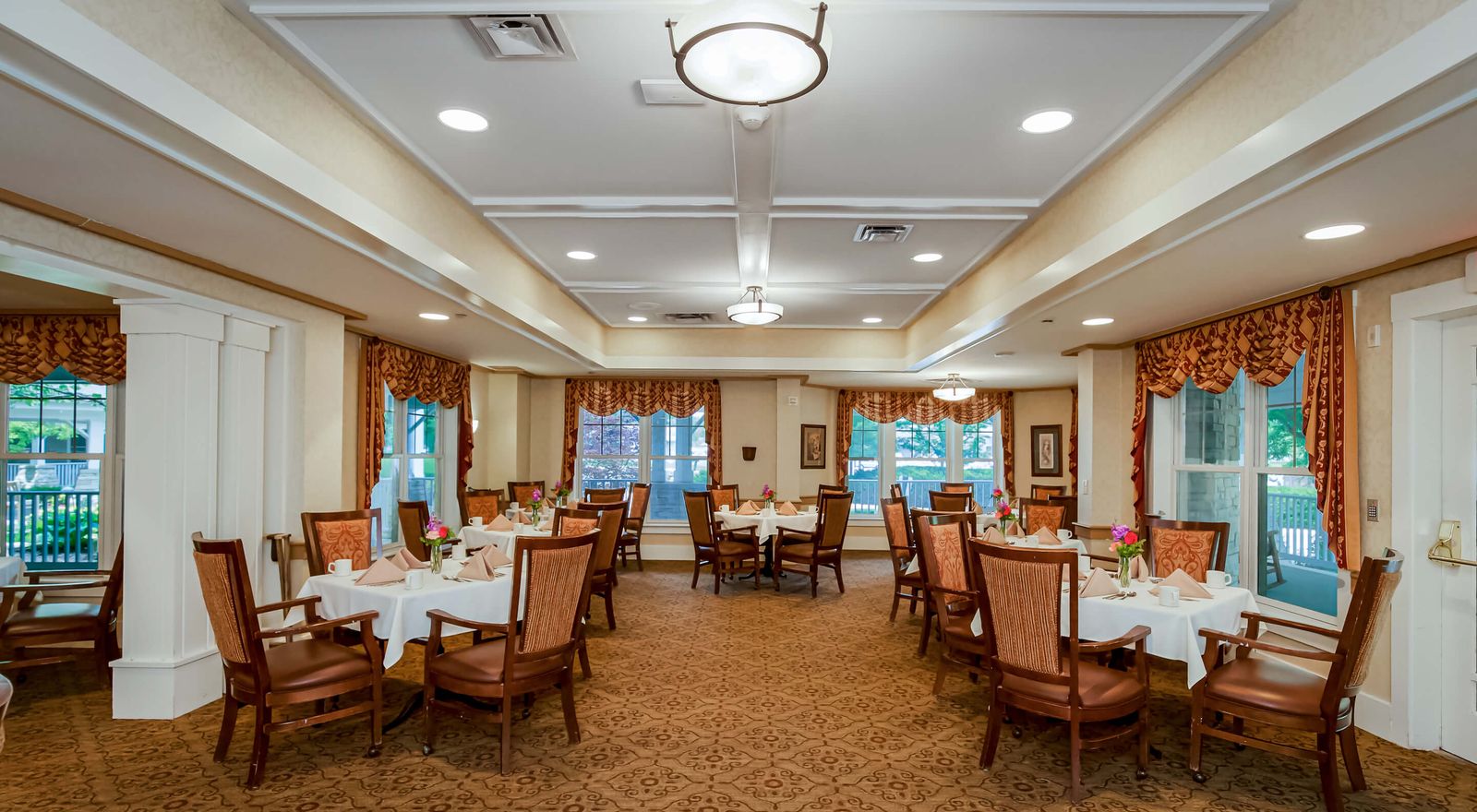 Sunrise of Lenexa Dining Room