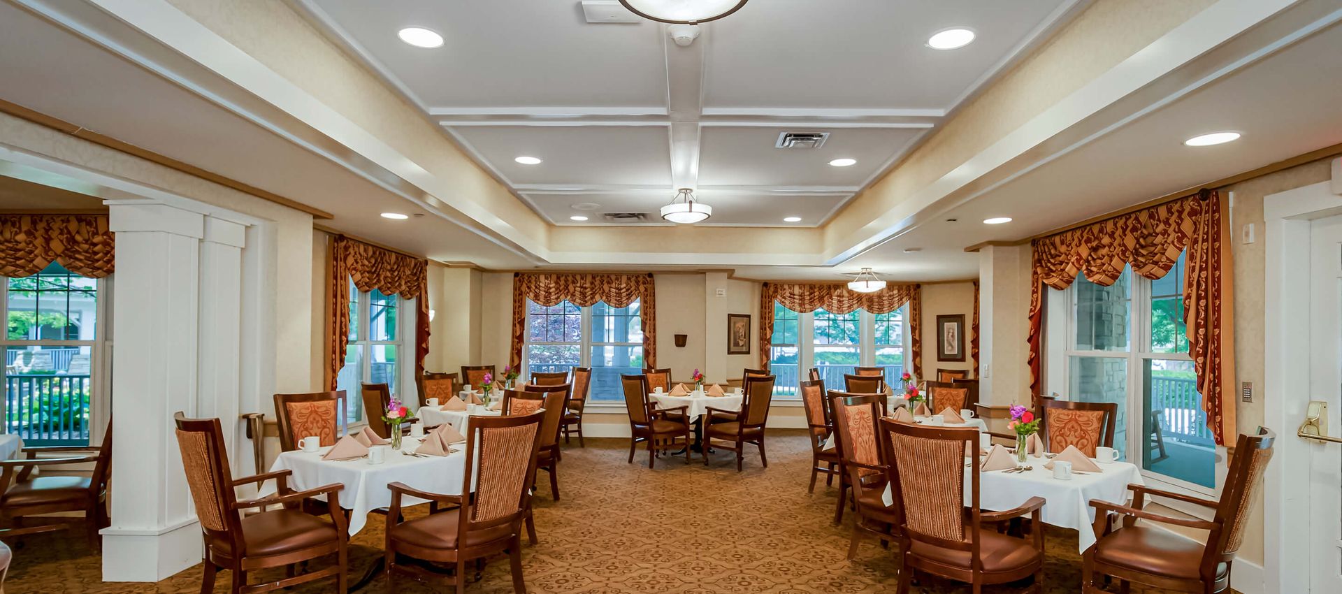 Sunrise of Lenexa Dining Room