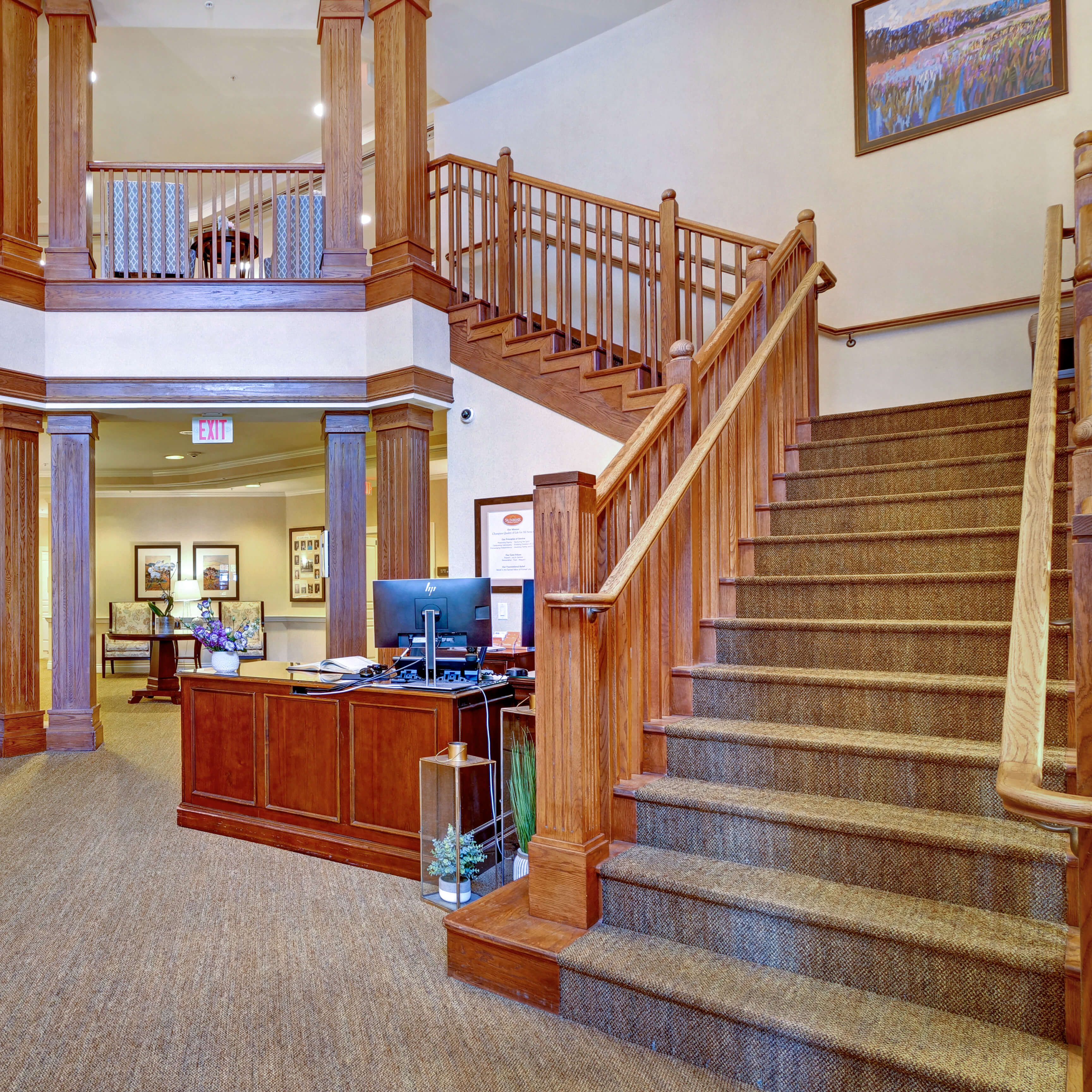 Sunrise of Lynn Valley | Lobby