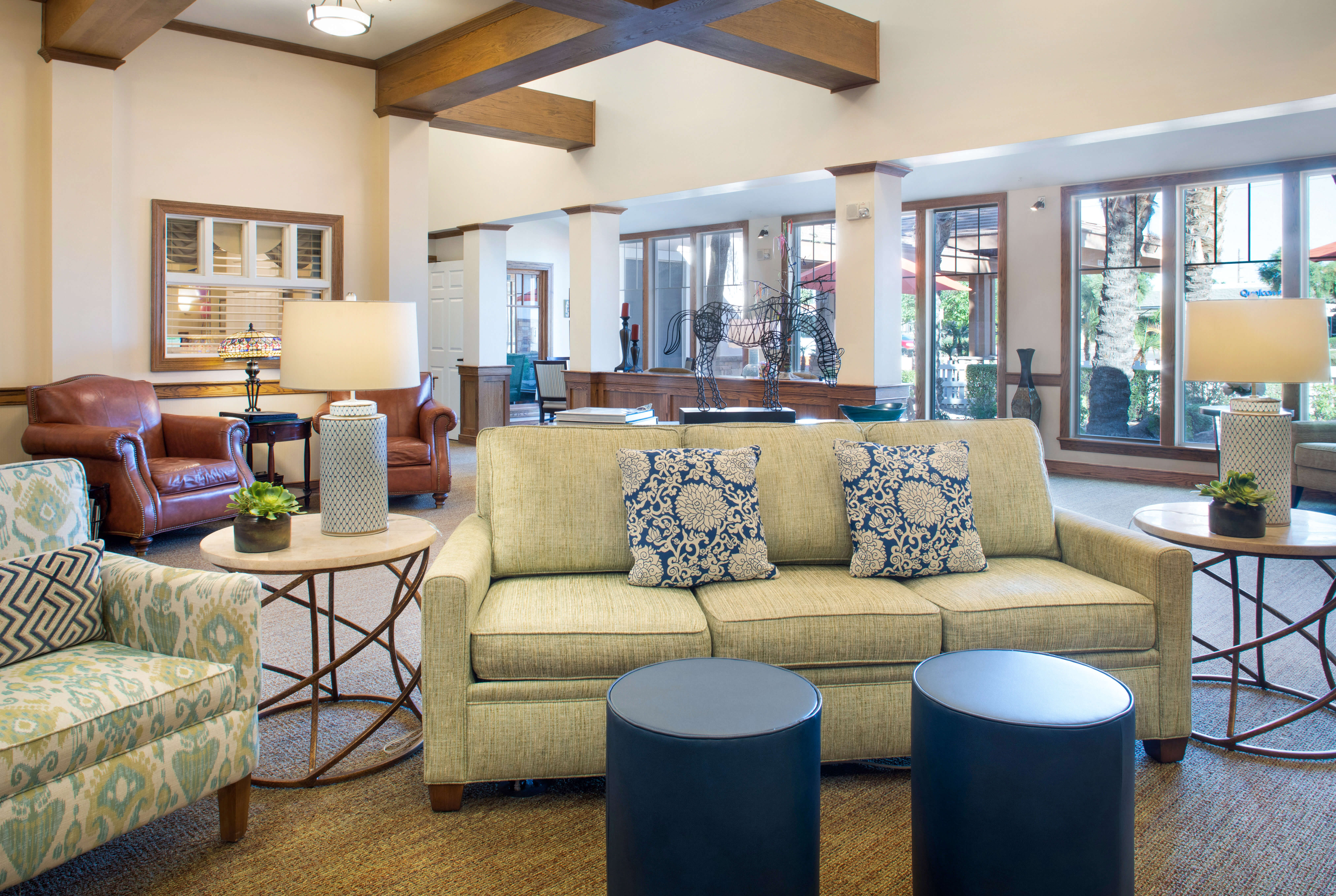 Living Area | Sunrise of Chandler
