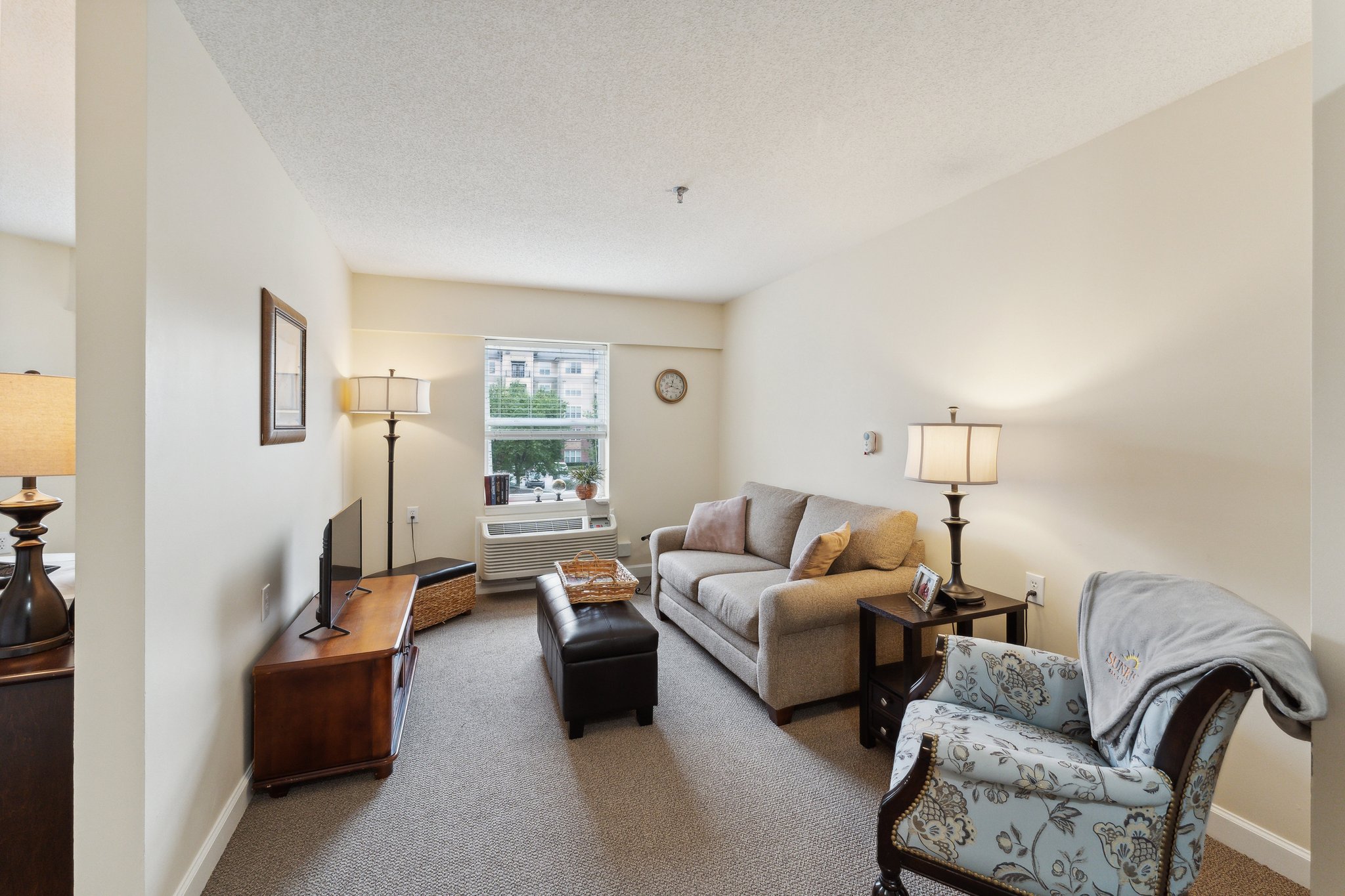 Sunrise at North Hills | Living Room