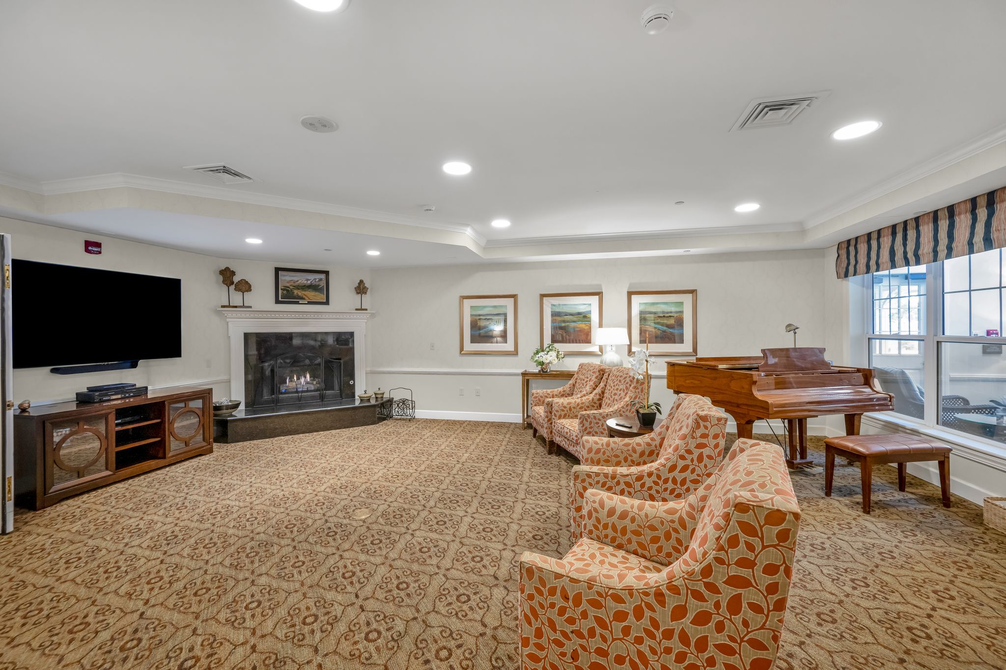 Living Room | Sunrise at Orchard