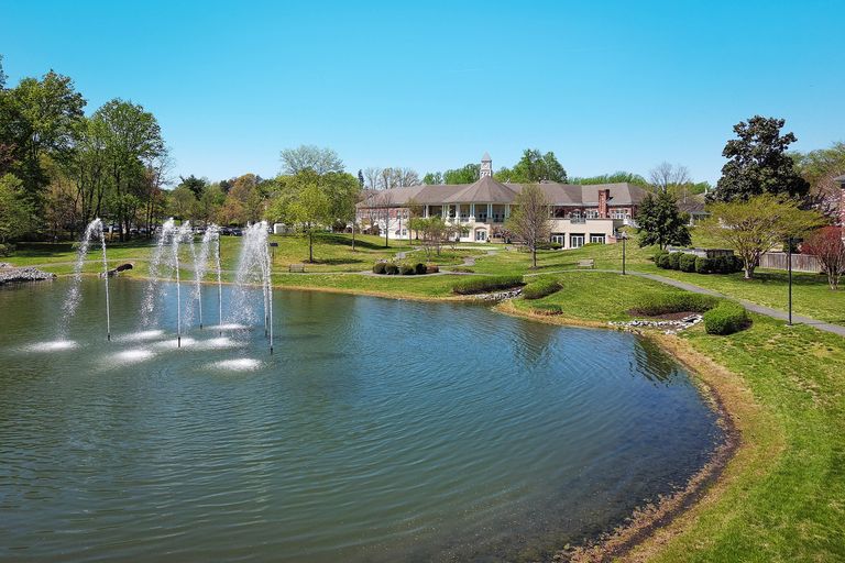 Lake, The Fairfax