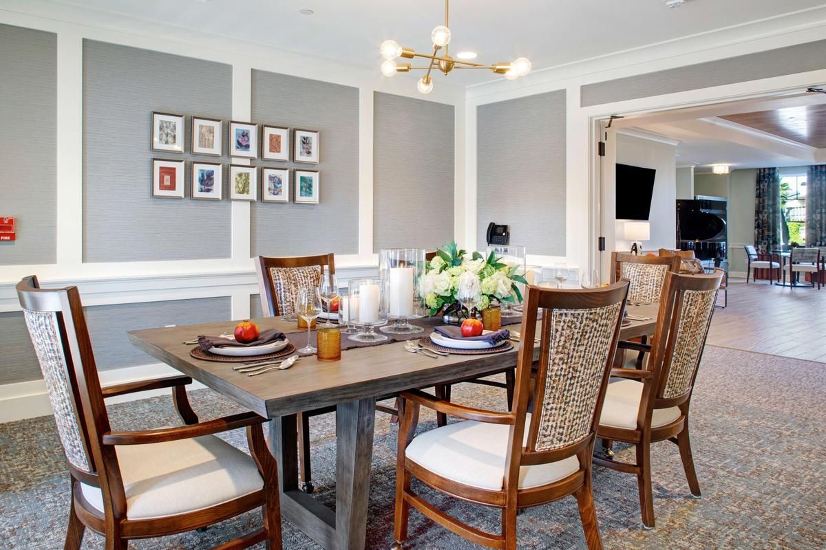 Sunrise of Orange | Private Dining Room