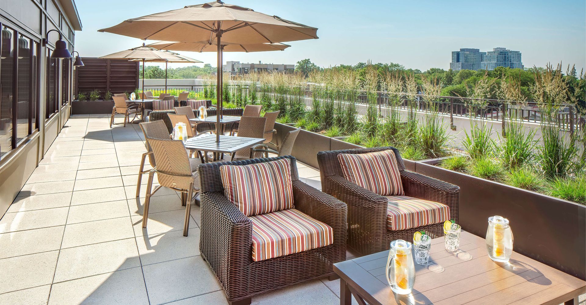 Sunrise of River Forest | Terrace
