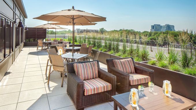 Sunrise of River Forest | Terrace