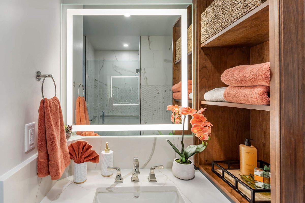 Battery Park, NYC | Bathroom