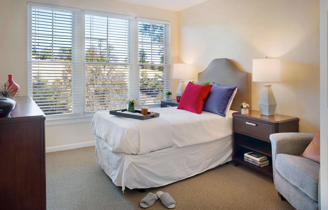 Sunrise of Woodland Hills I model bedroom