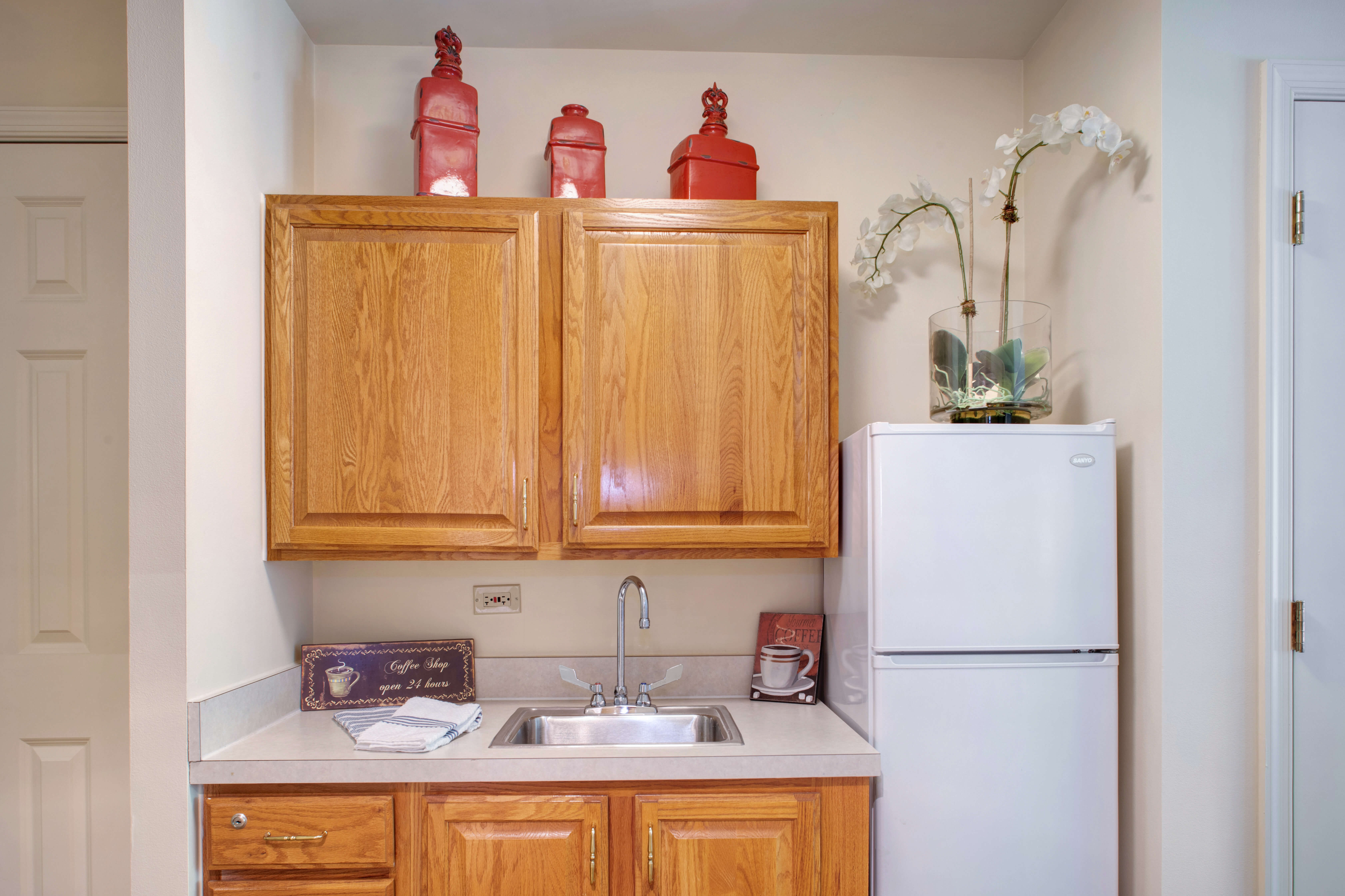 Sunrise of Naperville North | Kitchen