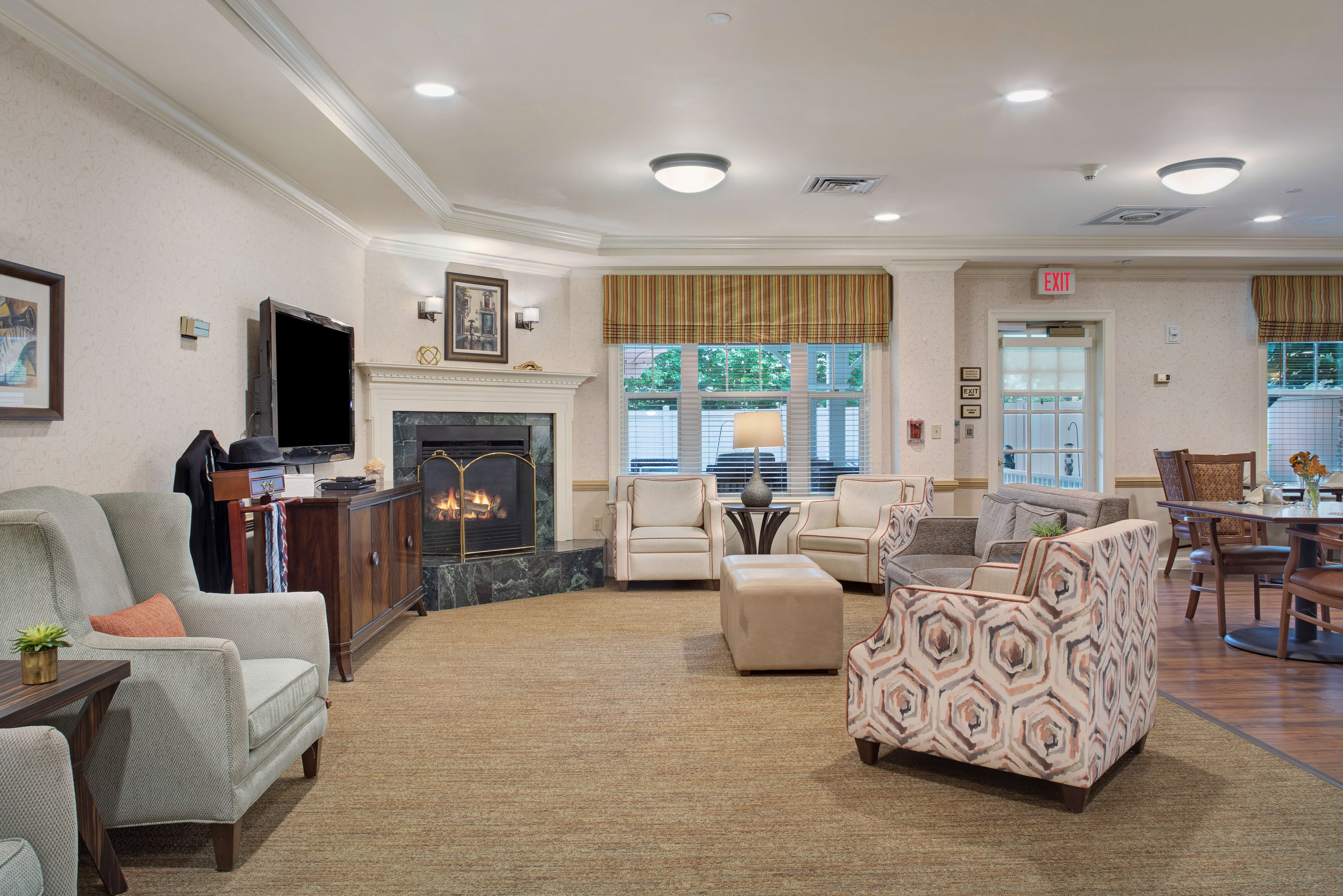 Living Room | Sunrise at Parma