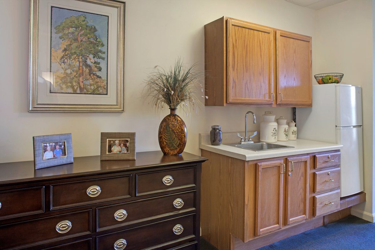 Palos Park Resident Suite Kitchen