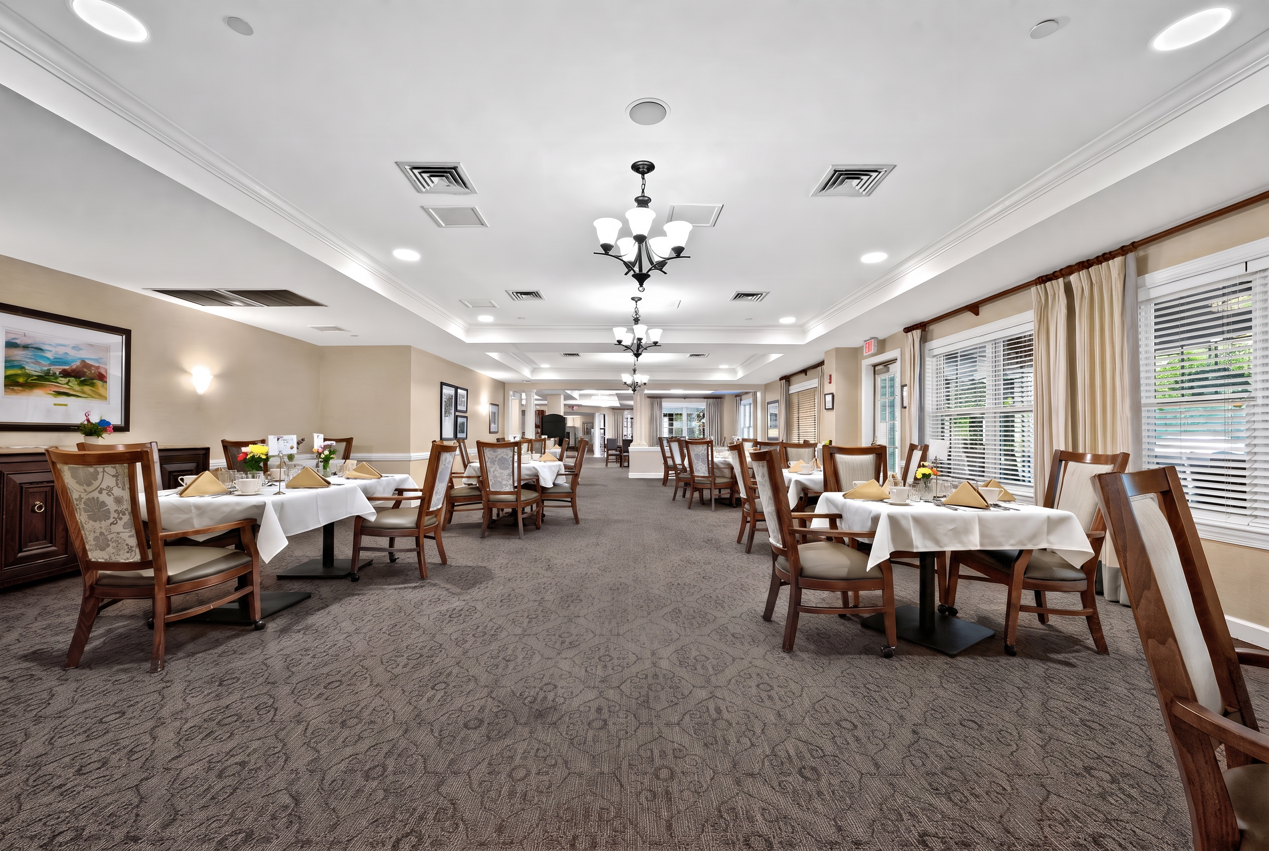 Lobby | Sunrise of West Babylon