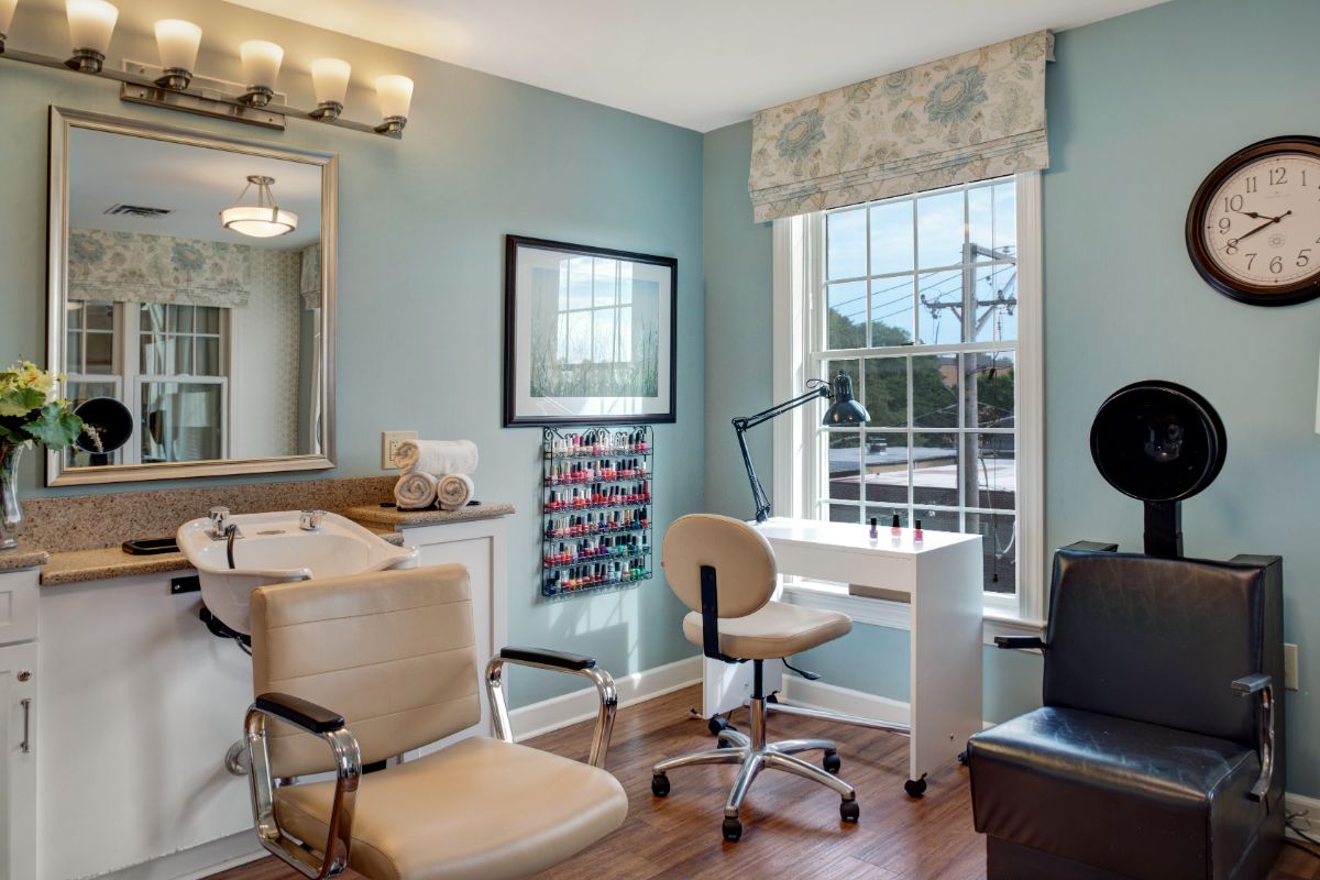 Sunrise of Highland Park | Salon