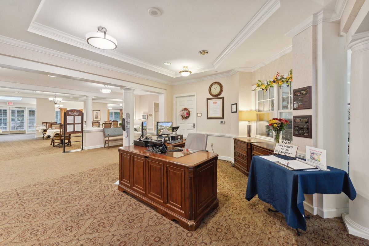 Lobby at Sunrise at Five Forks