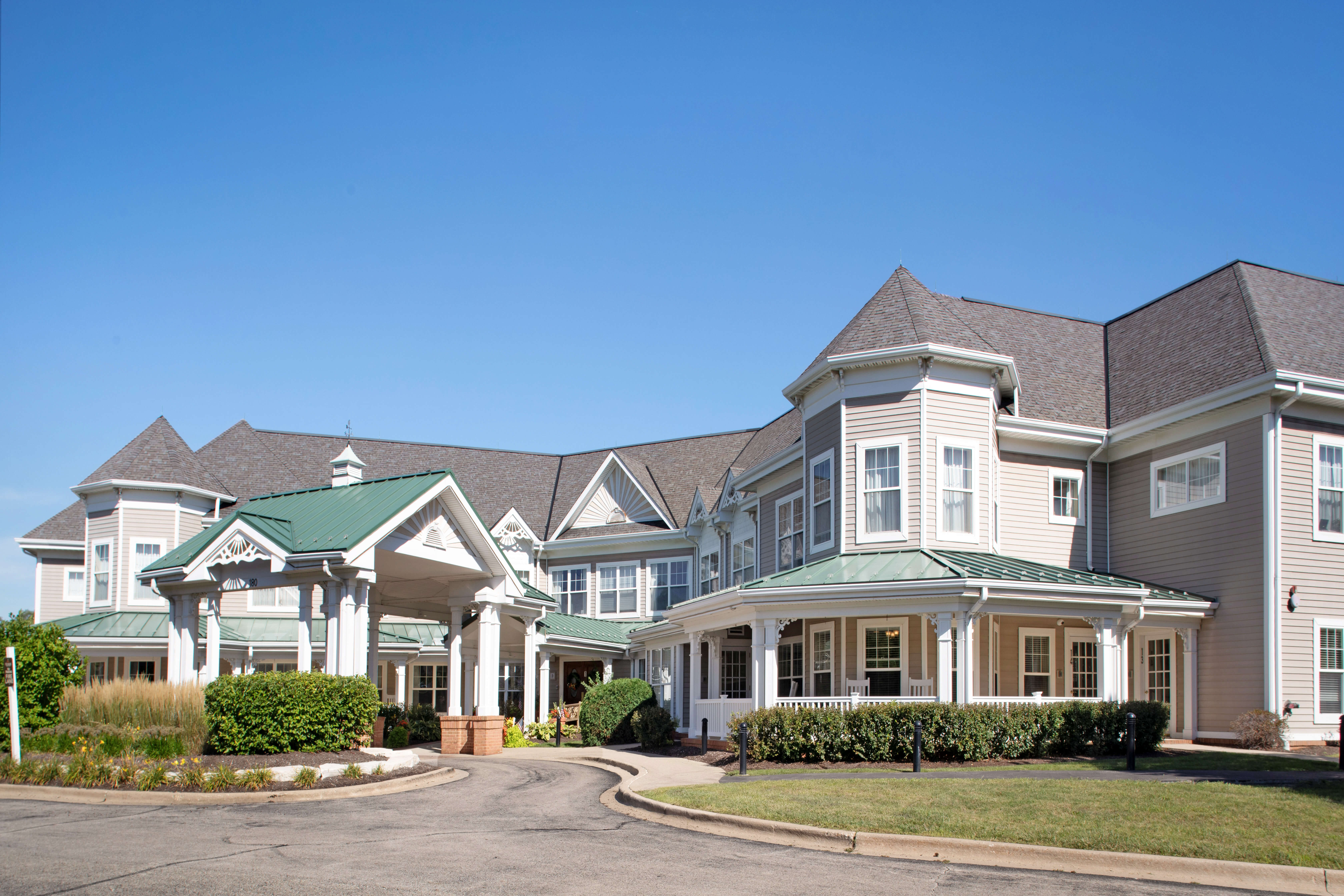 Sunrise of Buffalo Grove | Front Exterior